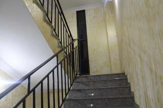 Отель Cozy Corner Hotel Батуми Семейный номер-4