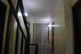 Отель Cozy Corner Hotel Батуми Двухместный номер Делюкс с 1 кроватью (для 2 взрослых и 1 ребенка)-16