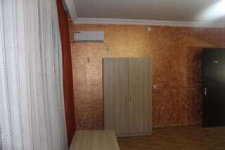 Отель Cozy Corner Hotel Батуми Двухместный номер Делюкс с 1 кроватью (для 2 взрослых и 1 ребенка)-26