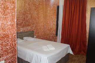 Отель Cozy Corner Hotel Батуми Двухместный номер Делюкс с 1 кроватью (для 2 взрослых и 1 ребенка)-29