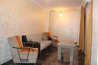 Отель Cozy Corner Hotel Батуми Двухместный номер Делюкс с 1 кроватью (для 2 взрослых и 1 ребенка)-41