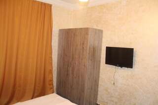 Отель Cozy Corner Hotel Батуми Двухместный номер Делюкс с 1 кроватью (для 2 взрослых и 1 ребенка)-42