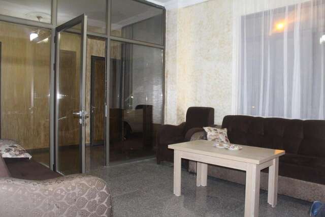 Отель Cozy Corner Hotel Батуми-9